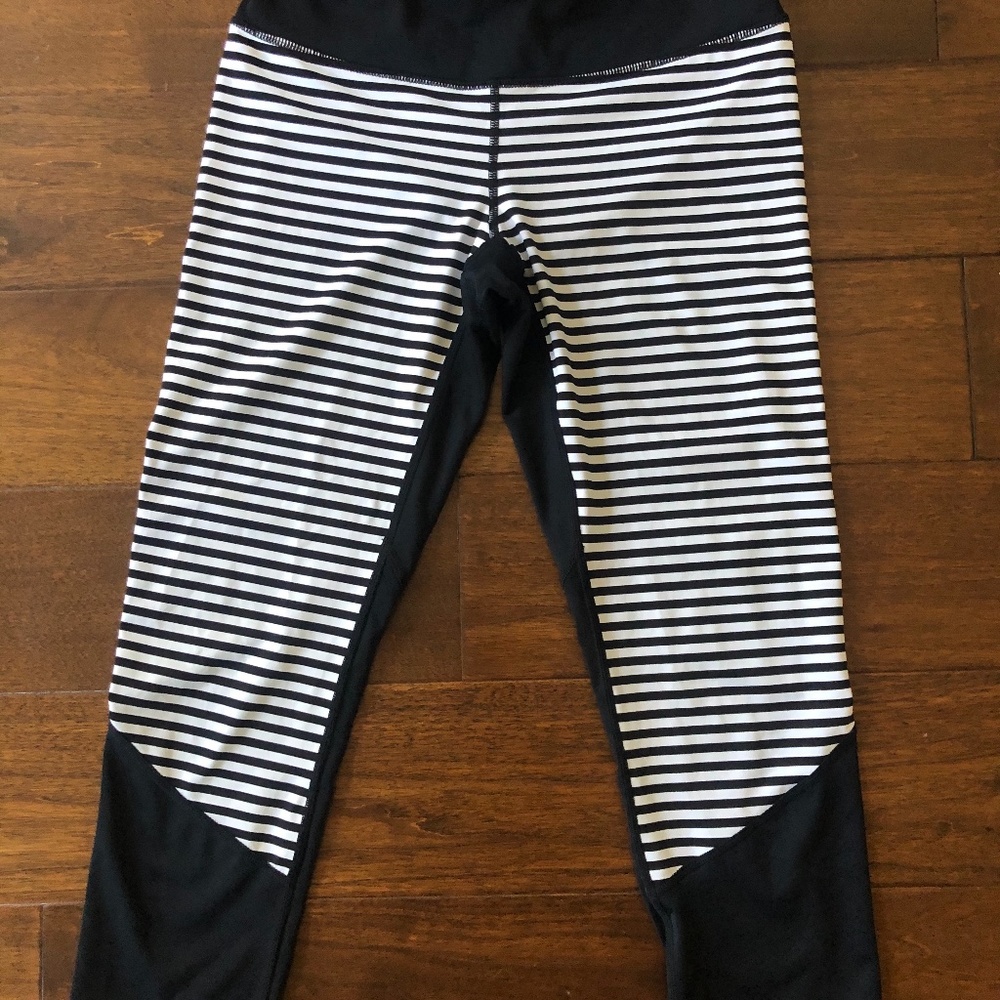 Z By Zella Block it to Me Striped Crops